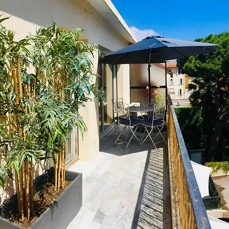 Lejlighed Superbe Dernier Etage Avec 2 Terrasses En Plein Centre
